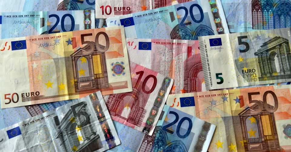euro-hoy:-a-cuanto-cotiza-este-domingo-12-de-noviembre