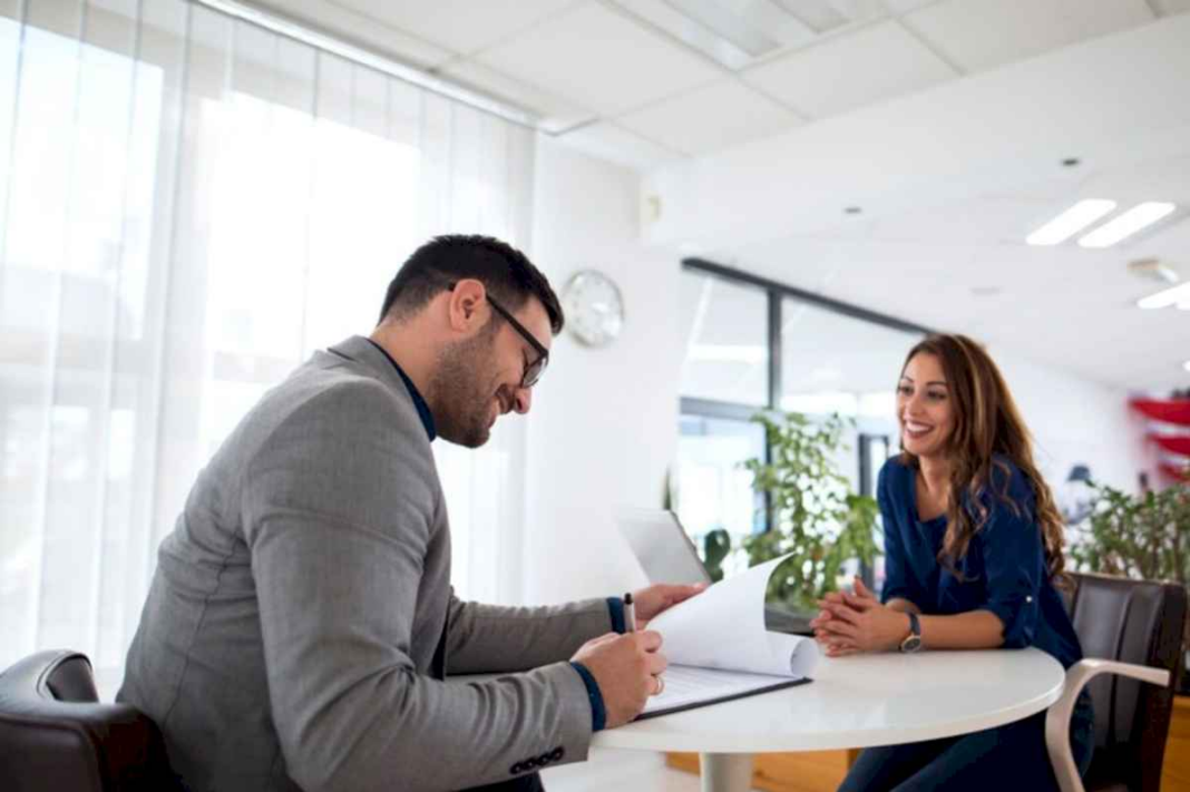 busqueda-laboral:-asi-podes-mejorar-tu-cv-con-la-inteligencia-artificial