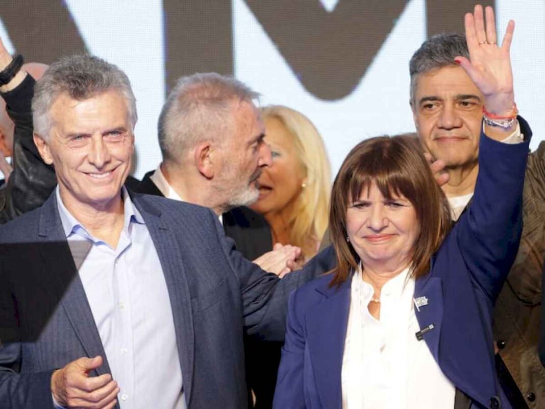 tras-una-tensa-pulseada-con-bullrich,-macri-cerro-el-pacto-de-unidad-y-asume-como-nuevo-presidente-de-pro