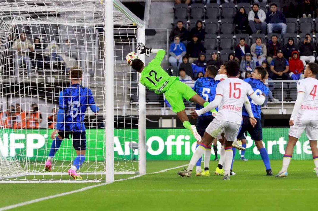 el-salvador,-el-rival-de-argentina-que-no-gana-hace-20-partidos-y-jugara-dos-encuentros-en-menos-de-48-horas