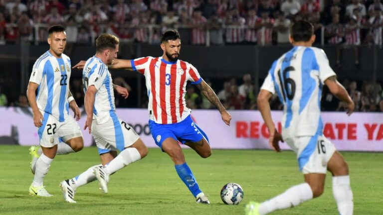 La Selección no puede hacer pie ante un Paraguay que da batalla
