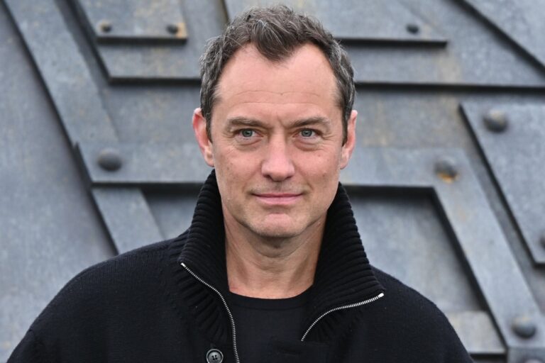 Jude Law: su desembarco en Star Wars, la presión por satisfacer a los fans y cómo logró equilibrar la fama con la privacidad