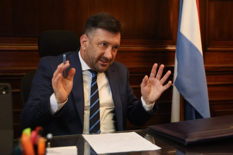 Detuvieron al senador nacional Edgardo Kueider en Paraguay con más de US$200.000