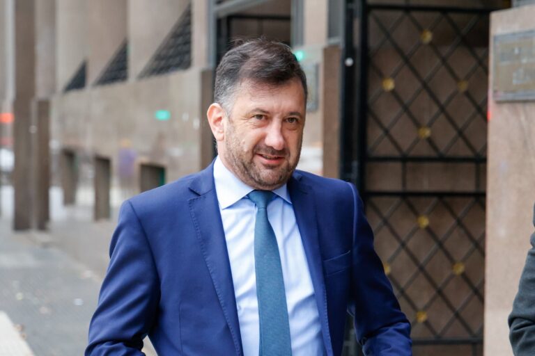 Edgardo Kueider pedirá licencia a su cargo de senador nacional durante la investigación de la Justicia