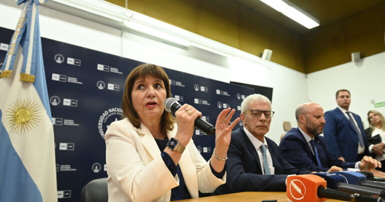 Javier Milei y sus medidas, EN VIVO: Patricia Bullrich vuelve a Rosario, tras la amenaza narco