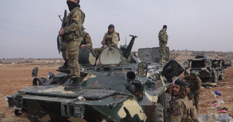 EN VIVO: Los rebeldes sirios avanzan hacia la capital Damasco para derrocar al régimen de Al Assad