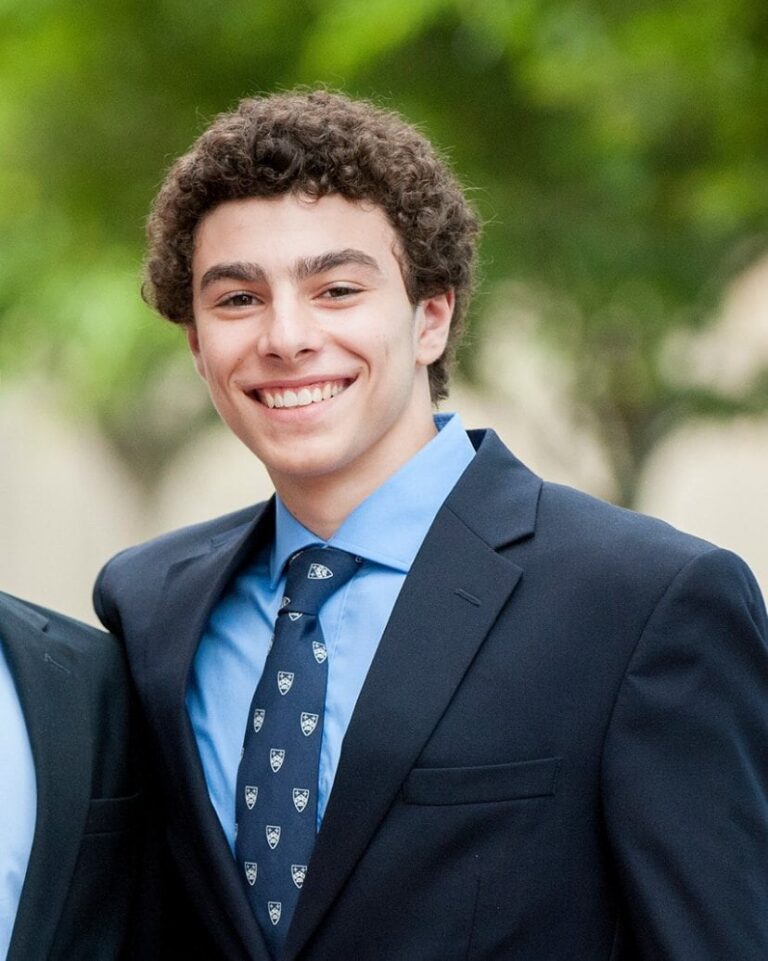 Acusaron a Luigi Mangione por el asesinato del CEO de una aseguradora de salud en Manhattan