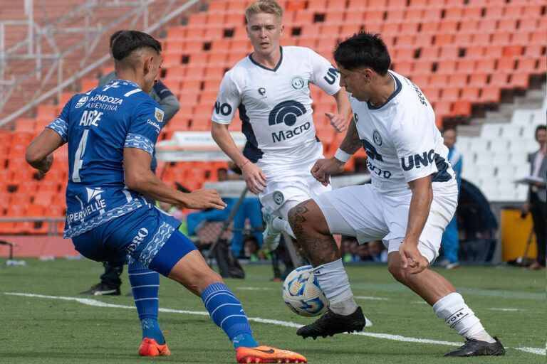 Liga Profesional: no se sacaron ventajas en el clásico mendocino