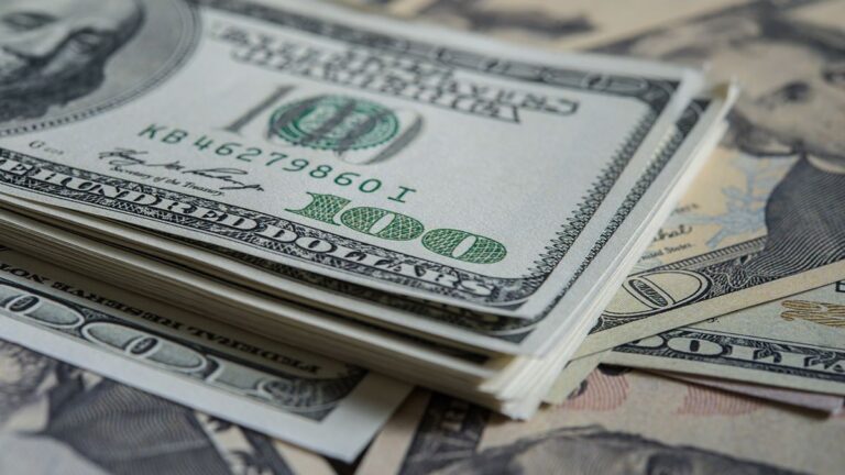 Dólar blue hoy minuto a minuto: a cuánto está este miércoles 9 de abril