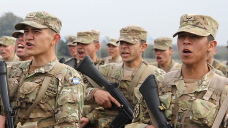 El Gobierno quiere la vuelta de la «colimba»: cómo será el nuevo servicio militar