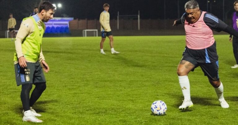 El posteo del Chiqui Tapia, gambeteándolo a Messi: «Listos para cerrar la doble fecha FIFA»