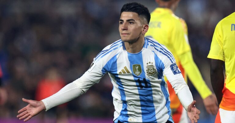 Almada: gol, figura y un lugar ganado en la Scaloneta