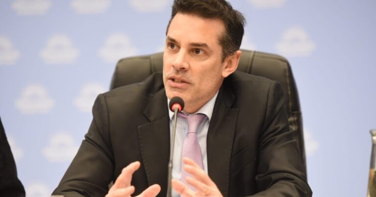 El Consejo de la Magistratura cesanteó a un alto funcionario por autoaumentarse el sueldo