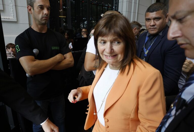 Karina le veta un candidato a Patricia y estalla otra interna libertaria