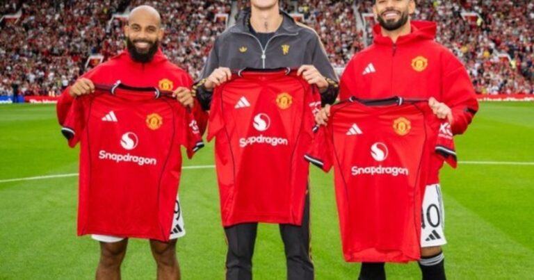 El United presentó a sus nuevos refuerzos a una semana para el inicio de la Premier