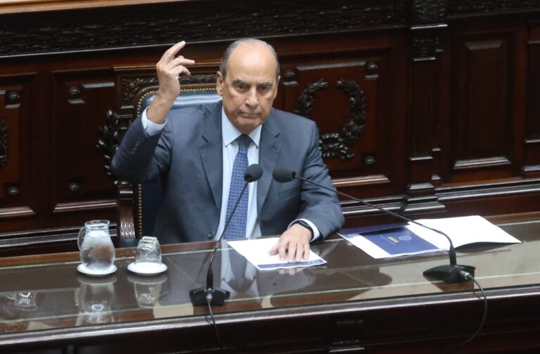 Francos catalogó como una operación política el escándalo de los audios de Spagnuolo y evitó mencionar a Karina Milei