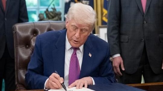 Columbia admite récord de estudiantes de primer año pese ataques de Trump