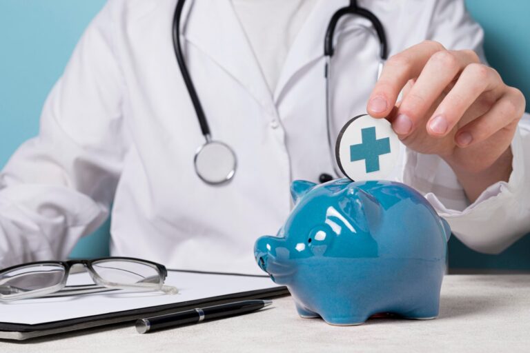 Aumento inminente: cuál será el nuevo precio de los seguros médicos en Estados Unidos en 2026