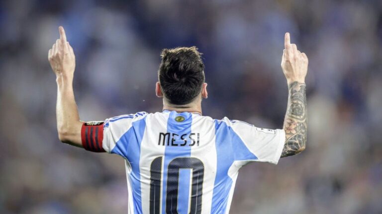 Quiénes usaron la camiseta N10 de la Selección Argentina cuando no jugó Lionel Messi