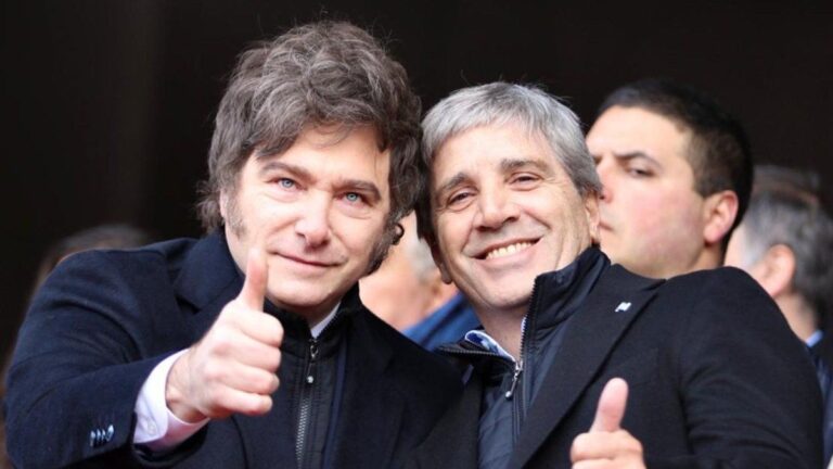 Javier Milei felicitó a Luis Caputo por el dato de inflación «en el contexto de muchísima volatilidad»
