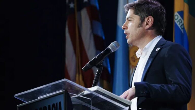 Axel Kicillof en Nueva York: «Hay una profunda crisis que lo tiene como responsable a Javier Milei»