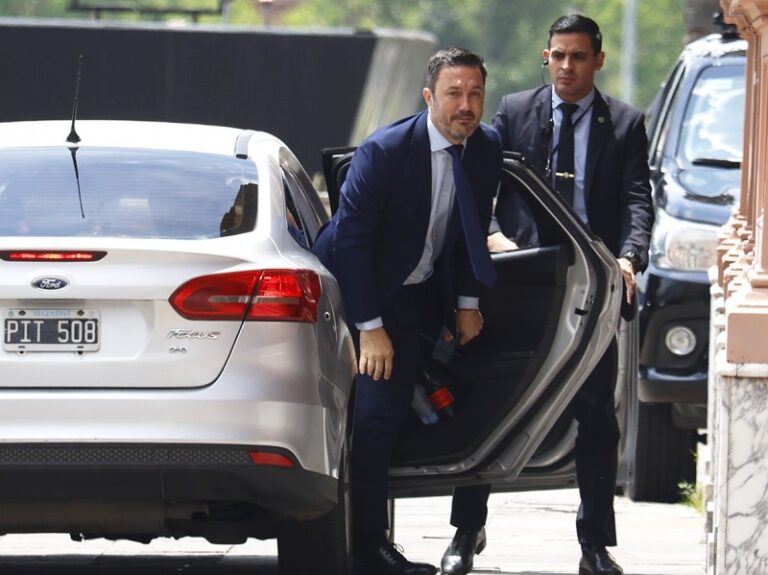 EEUU le vende a Polonia por 1 dólar los tanques que Petri compró a 100 millones de dólares