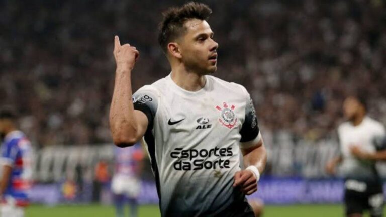 Aseguran que Ángel Romero ya es jugador de Boca