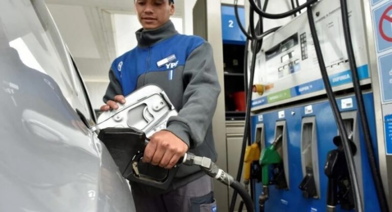 Gráfico de ventas de combustibles en La Pampa y Argentina, marzo 2026