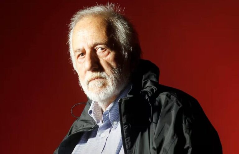 Retrato del director de cine argentino Adolfo Aristarain