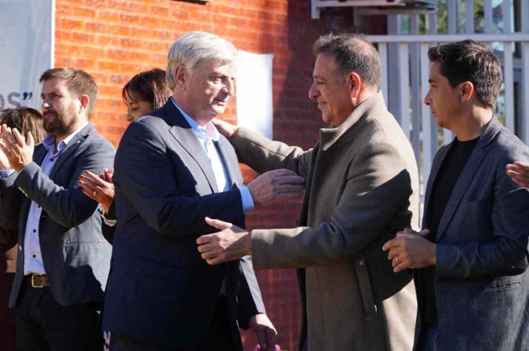 Ministro Pascual Fernández en la inauguración del Centro de Desarrollo Infantil Creciendo Juntos en Uriburu