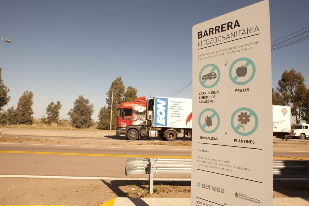 Mapa ilustrativo del río Colorado marcando la barrera sanitaria y transporte de ganado