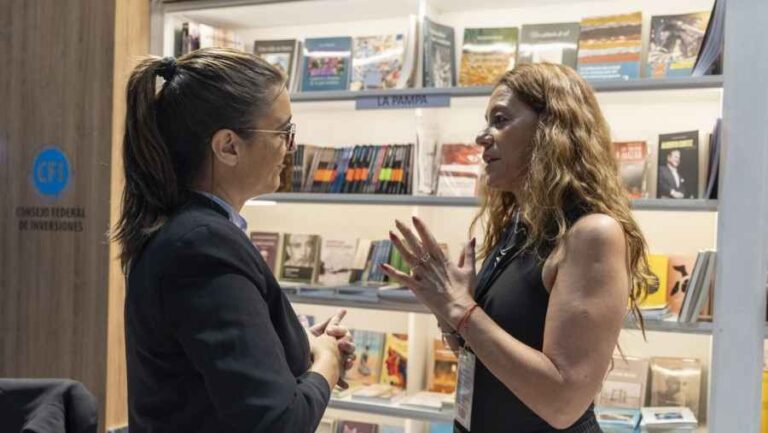 Stand de La Pampa en la Feria Internacional del Libro de Buenos Aires
