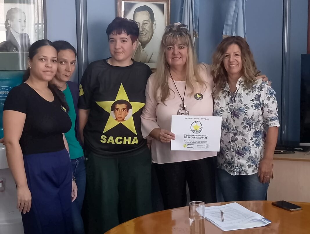 Reunión entre Silvia Larreta y referentes de la Fundación Estrellas Amarillas