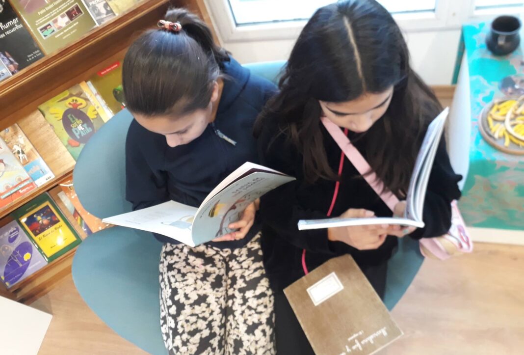 Cartel o imagen representativa del festival de narración oral 