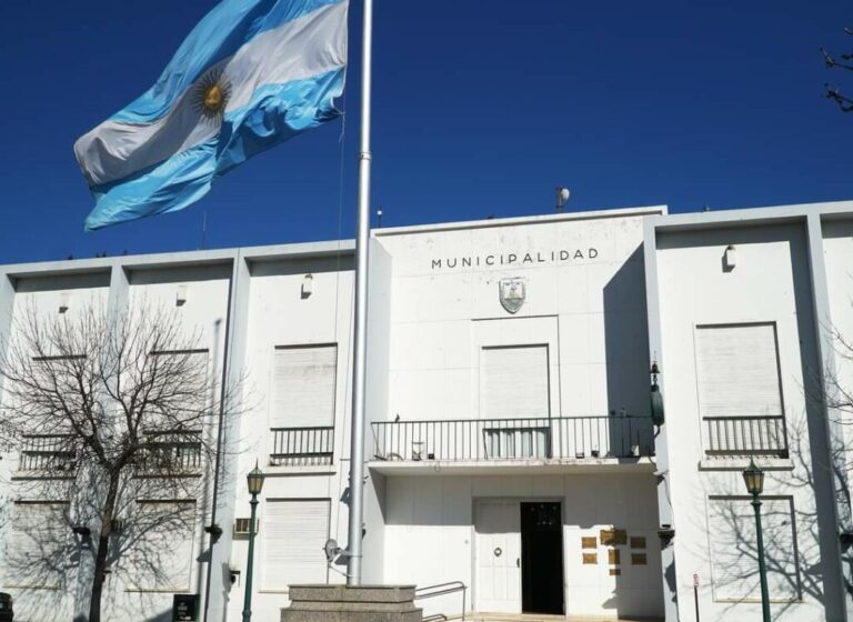 Fotomontaje de posibles candidatos a la intendencia de Santa Rosa