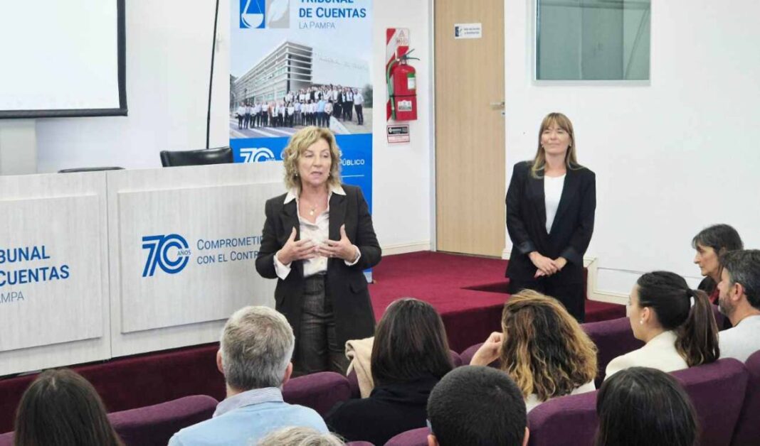 Concejales de Santa Rosa reunidos con autoridades del Tribunal de Cuentas de La Pampa