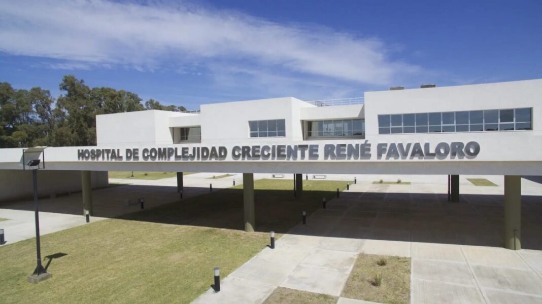 Hospital René Favaloro de Santa Rosa, donde fue internado el adolescente tras la agresión