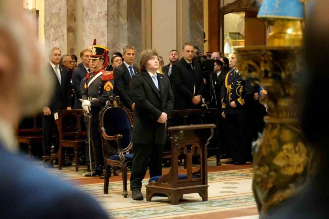 Arzobispo Jorge García Cuerva durante la homilía del Tedeum
