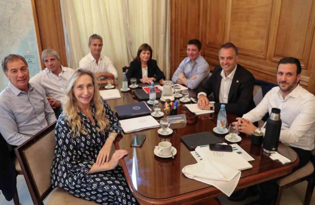 Reunión de la mesa política en Casa Rosada