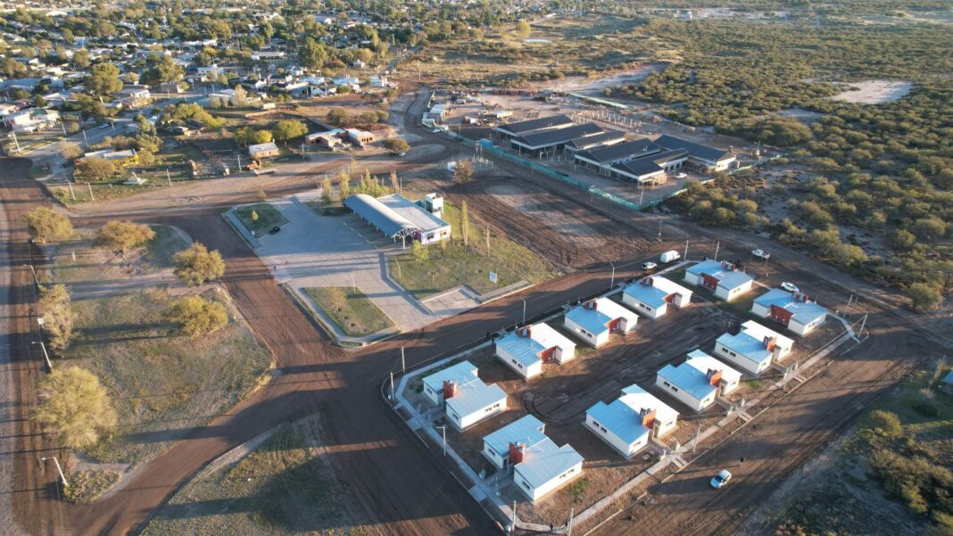 Trabajadores municipales de Santa Isabel en reclamo salarial