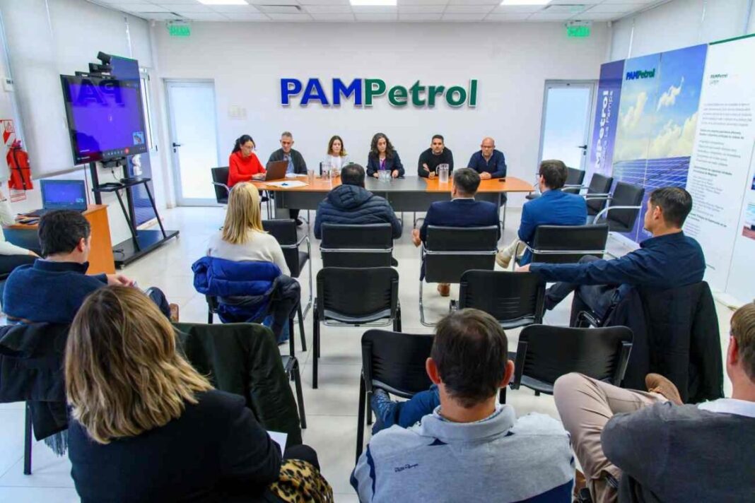 Apertura de sobres de ofertas económicas para la transición de El Medanito en Pampetrol