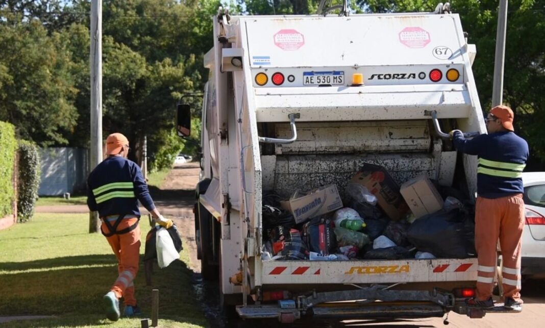 Colectivo de transporte público en Santa Rosa durante el fin de semana largo