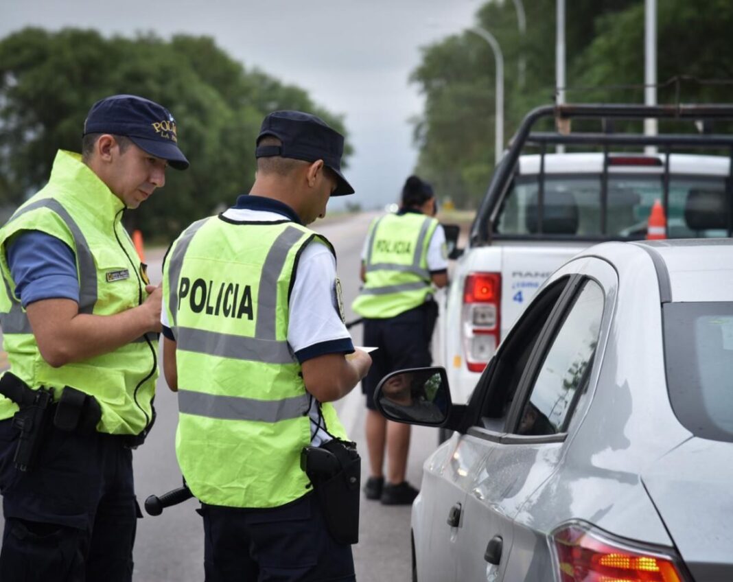 Control policial en ruta provincial 1, General Pico, La Pampa