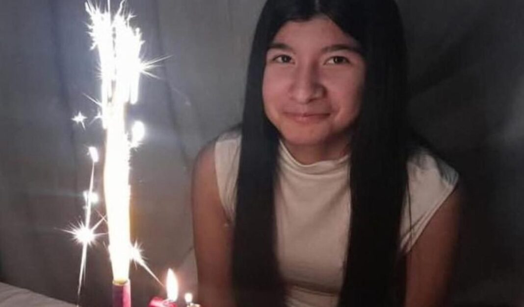 Fotografía de Luciana Aylén Barrios Alarcón, adolescente desaparecida en Colonia Caroya